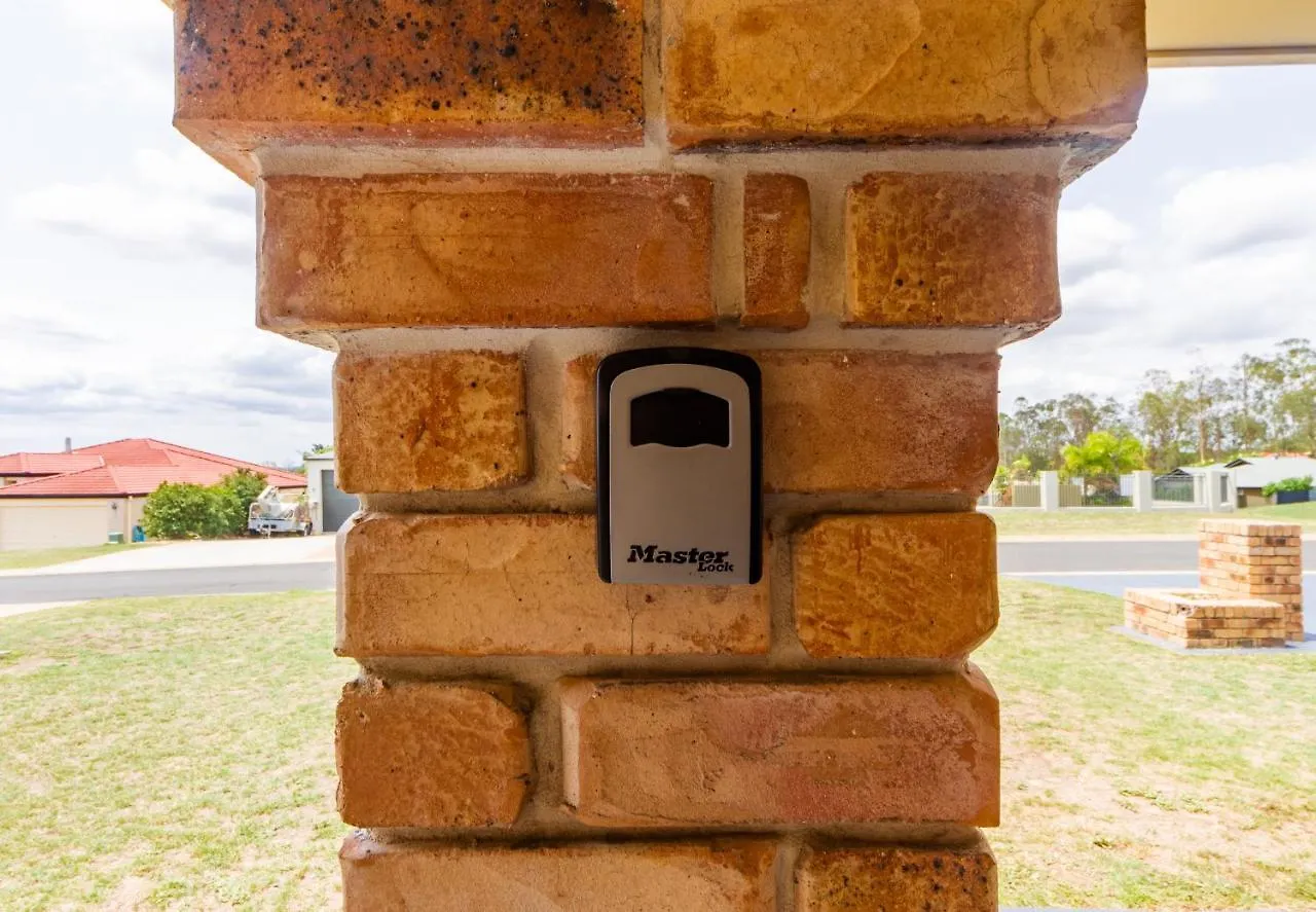Holiday home Executive And Family Home Large - Flinders View 24 Ipswich